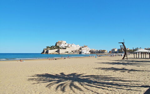 Peñiscola 632: Lucht, Water, Strand, Kust En Oceanic Landvormen, Boom, Straatlantaarn, Arecales, Landschap, Horizon