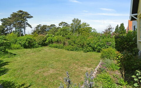 Detlef - 200M from the Sea: Hout, Huis, Verblijf, Huis, Dak, Landelijk Gebied, Siding, Blokhut, Garden Gebouwen, Hardwood