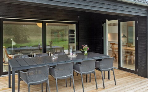 Iivo - 350M from the Sea: Hout, Huis, Verblijf, Huis, Dak, Landelijk Gebied, Siding, Blokhut, Garden Gebouwen, Hardwood