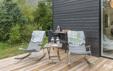 Iivo - 350M from the Sea: Hout, Huis, Verblijf, Huis, Dak, Landelijk Gebied, Siding, Blokhut, Garden Gebouwen, Hardwood