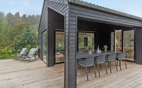 Iivo - 350M from the Sea: Hout, Huis, Verblijf, Huis, Dak, Landelijk Gebied, Siding, Blokhut, Garden Gebouwen, Hardwood
