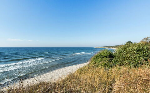 Oke - 350M from the Sea: Lucht, Blauw, Water, Zwemwater, Natuurlijke Omgeving, Kust, Horizon, Zee, Strand, Kust En Oceanic Landvormen