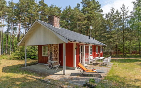 Aave - 800M from the Sea: Hout, Huis, Verblijf, Huis, Dak, Landelijk Gebied, Siding, Blokhut, Garden Gebouwen, Hardwood