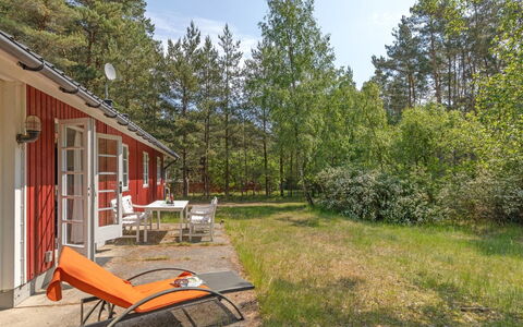 Aave - 800M from the Sea: Hout, Huis, Verblijf, Huis, Dak, Landelijk Gebied, Siding, Blokhut, Garden Gebouwen, Hardwood