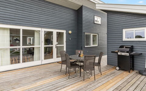 Helemine - 2.8Km from the Sea: Hout, Huis, Verblijf, Huis, Dak, Landelijk Gebied, Siding, Blokhut, Garden Gebouwen, Hardwood