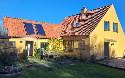 Amlethus - 375M from the Sea: Dak, Huis, Huis, Verblijf, Siding, Landgoed, Oprit, Garden Gebouwen, Werf, Schuur