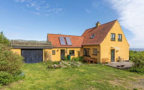 Amlethus - 375M from the Sea: Dak, Huis, Huis, Verblijf, Siding, Landgoed, Oprit, Garden Gebouwen, Werf, Schuur
