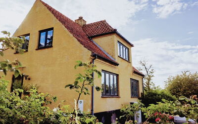 Amlethus - 375M from the Sea