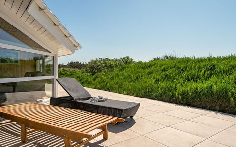 Abel - 350M from the Sea: Dak, Land Lot, Verblijf, Huis, Landelijk Gebied, Schuur, Siding, Garden Gebouwen, Blokhut, Hut