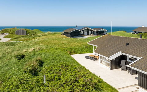 Abel - 350M from the Sea: Dak, Land Lot, Verblijf, Huis, Landelijk Gebied, Schuur, Siding, Garden Gebouwen, Blokhut, Hut