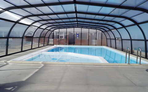 Seppe - 500M from the Sea: Zwembad, Samengesteld Materiaal, Schaduw, Daylighting, Toevlucht