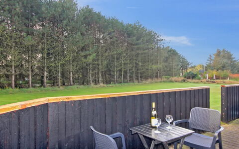Nahele - 500M from the Sea: Gras, Grasland, Land Lot, Verblijf, Landelijk Gebied, Weide, Garden Gebouwen, Tuin, Schuur