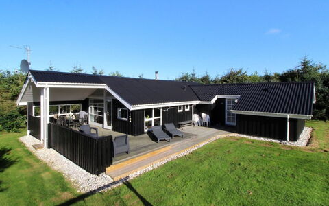 Annalisa - 1.2Km from the Sea: Landgoed, Schaduw, Veranda, Outdoor Structuur