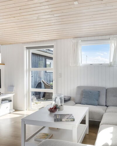 Ingemar - 100M from the Sea