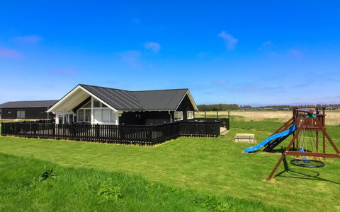 Mirkka - 1.5Km from the Sea: Hout, Huis, Verblijf, Huis, Dak, Landelijk Gebied, Siding, Blokhut, Garden Gebouwen, Hardwood