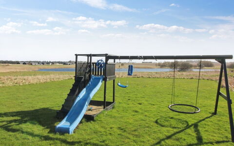 Mirkka - 1.5Km from the Sea: Hout, Huis, Verblijf, Huis, Dak, Landelijk Gebied, Siding, Blokhut, Garden Gebouwen, Hardwood