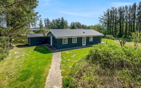 Nanja - 759M from the Sea: Meubilair, Buitenmeubels, Stoel, Tafel, Buitentafel, Patio, Tuin, Keuken En Eettafel, Schaduw, Koffietafel