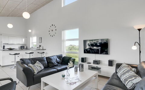 Vitori - 800M from the Sea: Gras, Grasland, Land Lot, Verblijf, Landelijk Gebied, Weide, Garden Gebouwen, Tuin, Schuur