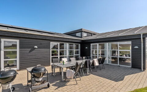 Vitori - 800M from the Sea: Gras, Grasland, Land Lot, Verblijf, Landelijk Gebied, Weide, Garden Gebouwen, Tuin, Schuur