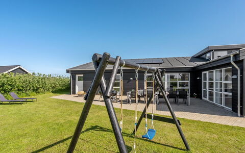 Vitori - 800M from the Sea: Gras, Grasland, Land Lot, Verblijf, Landelijk Gebied, Weide, Garden Gebouwen, Tuin, Schuur