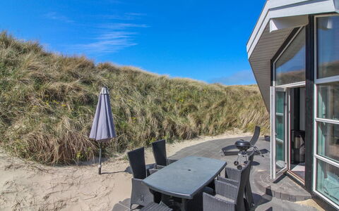 Felippa - 25M from the Sea: Gras, Grasland, Landschap, Ecoregio, Plain, Plantengemeenschap, Land Lot, Buitenmeubels, Prairie, Shrubland