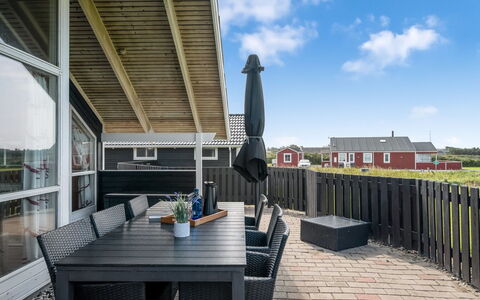 Freya - 200M from the Sea: Dak, Huis, Woongebied, Huis, Landgoed, Verblijf, Ontwerp