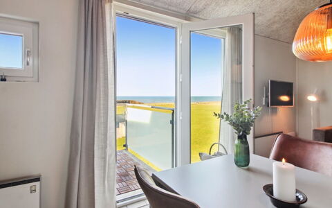Eydis - 150M from the Sea: Hout, Interieur Ontwerp, Verdieping, Meubilair, Appartement, Beits, Stoel, Hardwood, Hotel, Balkon