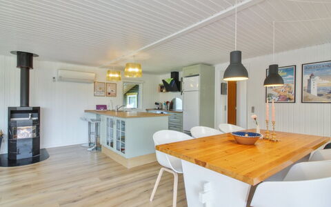 Herma - 300M from the Sea: Interieur Ontwerp, Flooring, Hout, Plafond, Meubilair, Verdieping, Lichte Inrichting, Houten Vloer, Keuken, Verlichting