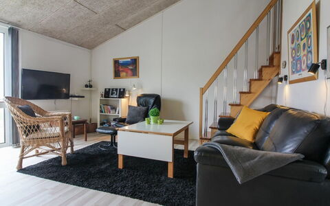 Cariba - 150M from the Sea: Vegetation, Struik, De Lente, Verblijf, Tuin, Schaduw, Backyard, Werf, Stoel
