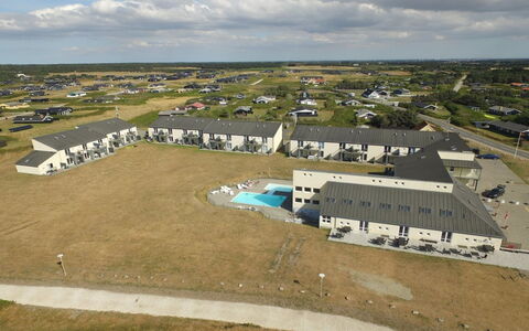 Tomte - 70M from the Sea: Woongebied, Toevlucht, Menselijke Nederzetting, Stedelijk Ontwerp, Zwembad, Landgoed, Luchtfotografie, Hotel, Badplaats, Vogelperspectief