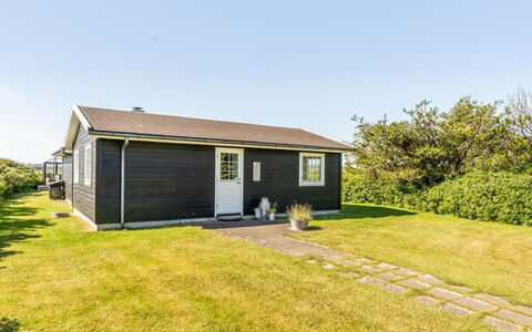 Mata - 700M from the Sea: Huis, Huis, Dak, Woongebied, Verblijf, Landgoed, Boerderij, Gazon, Landscaping, Siding