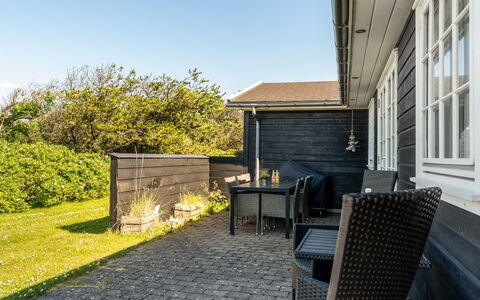 Mata - 700M from the Sea: Huis, Huis, Dak, Woongebied, Verblijf, Landgoed, Boerderij, Gazon, Landscaping, Siding
