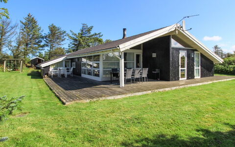 Gesine - 900M from the Sea: Huis, Dak, Huis, Verblijf, Schaduw, Veranda, Boerderij, Siding