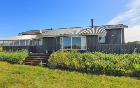 Marne - 500M from the Sea: Hout, Huis, Verblijf, Huis, Dak, Landelijk Gebied, Siding, Blokhut, Garden Gebouwen, Hardwood