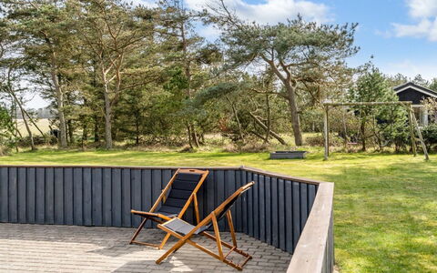 Richardine - 850M from the Sea: Plafond, Flooring, Interieur Ontwerp, Verdieping, Samengesteld Materiaal, Meubilair, Toevlucht, Hotel, Ontwerp, Daylighting