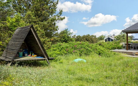 Harthagunni - 375M from the Sea: Gras, Grasland, Land Lot, Landelijk Gebied, Weide, Hut, Schuur, Tuin