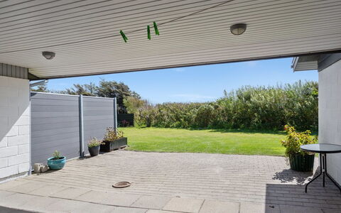 Haklang - 200M from the Sea: Hout, Huis, Verblijf, Huis, Dak, Landelijk Gebied, Siding, Blokhut, Garden Gebouwen, Hardwood