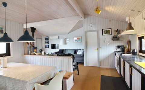 Riitta - 300M from the Sea: Zwembad, Buitenmeubels, Meubilair, Toevlucht, Flagstone, Eco Hotel, Schaduw, Stoel, Vrije Tijd, Landgoed