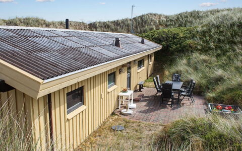Riitta - 300M from the Sea: Zwembad, Buitenmeubels, Meubilair, Toevlucht, Flagstone, Eco Hotel, Schaduw, Stoel, Vrije Tijd, Landgoed