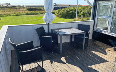 Laurits - 300M from the Sea