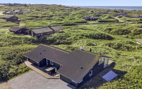 Lauri - 350M from the Sea: Dak, Huis, Woongebied, Huis, Landgoed, Verblijf, Ontwerp
