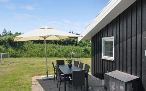 Alberga - 700M from the Sea: Hout, Huis, Verblijf, Huis, Dak, Landelijk Gebied, Siding, Blokhut, Garden Gebouwen, Hardwood