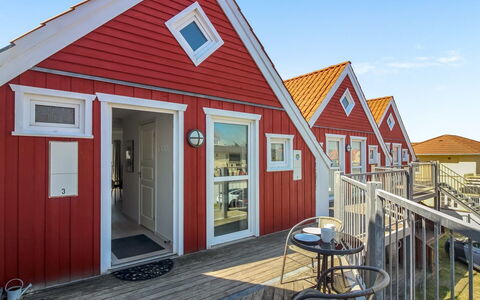Poulsen - 200M from the Sea: Blauw, Verblijf, Huis, Huis, Boerderij, Landgoed, Siding