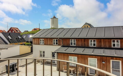 Poulsen - 200M from the Sea: Blauw, Verblijf, Huis, Huis, Boerderij, Landgoed, Siding