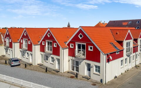 Poulsen - 200M from the Sea: Blauw, Verblijf, Huis, Huis, Boerderij, Landgoed, Siding