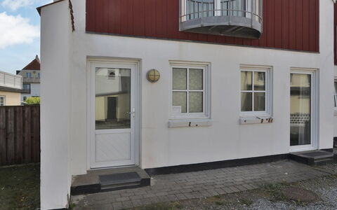 Haghni - 200M from the Sea: Meubilair, Interieur Ontwerp, Stoel, Flooring, Tafel, Toevlucht, Verdieping, Plafond, Kamer, Eco Hotel