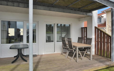 Haghni - 200M from the Sea: Meubilair, Interieur Ontwerp, Stoel, Flooring, Tafel, Toevlucht, Verdieping, Plafond, Kamer, Eco Hotel