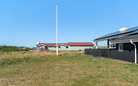 Ralf - 300M from the Sea: Zwembad, Buitenmeubels, Meubilair, Toevlucht, Flagstone, Eco Hotel, Schaduw, Stoel, Vrije Tijd, Landgoed