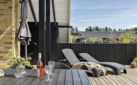Aleksia - 1Km from the Sea: 