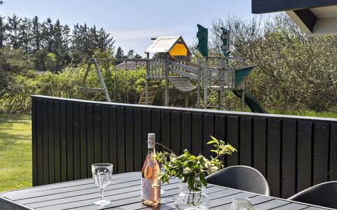 Aleksia - 1Km from the Sea: 